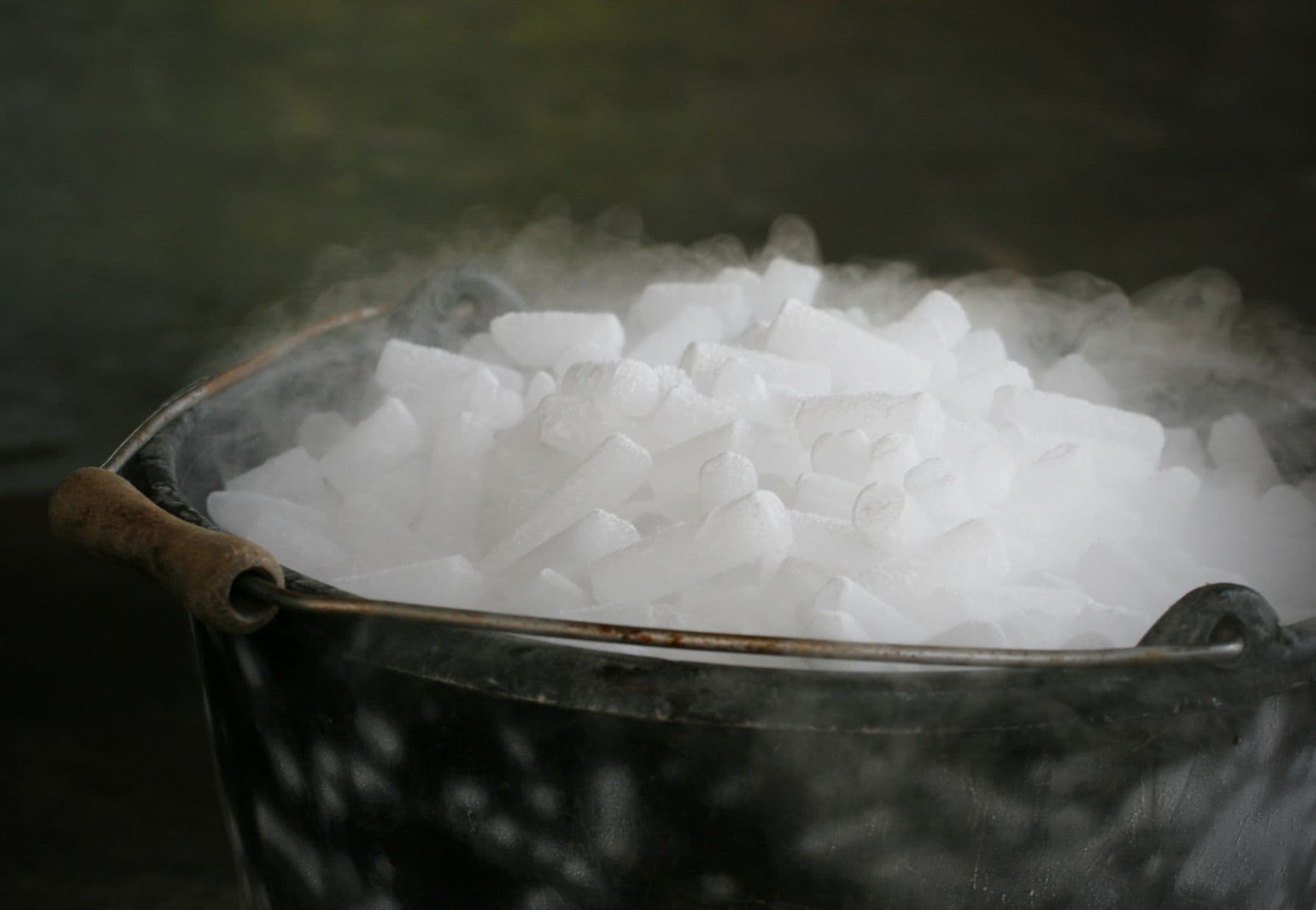 DRY ICE COURIER SERVICES